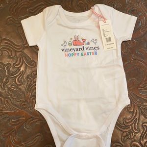 Vineyard vines Easter bodysuit new w tags